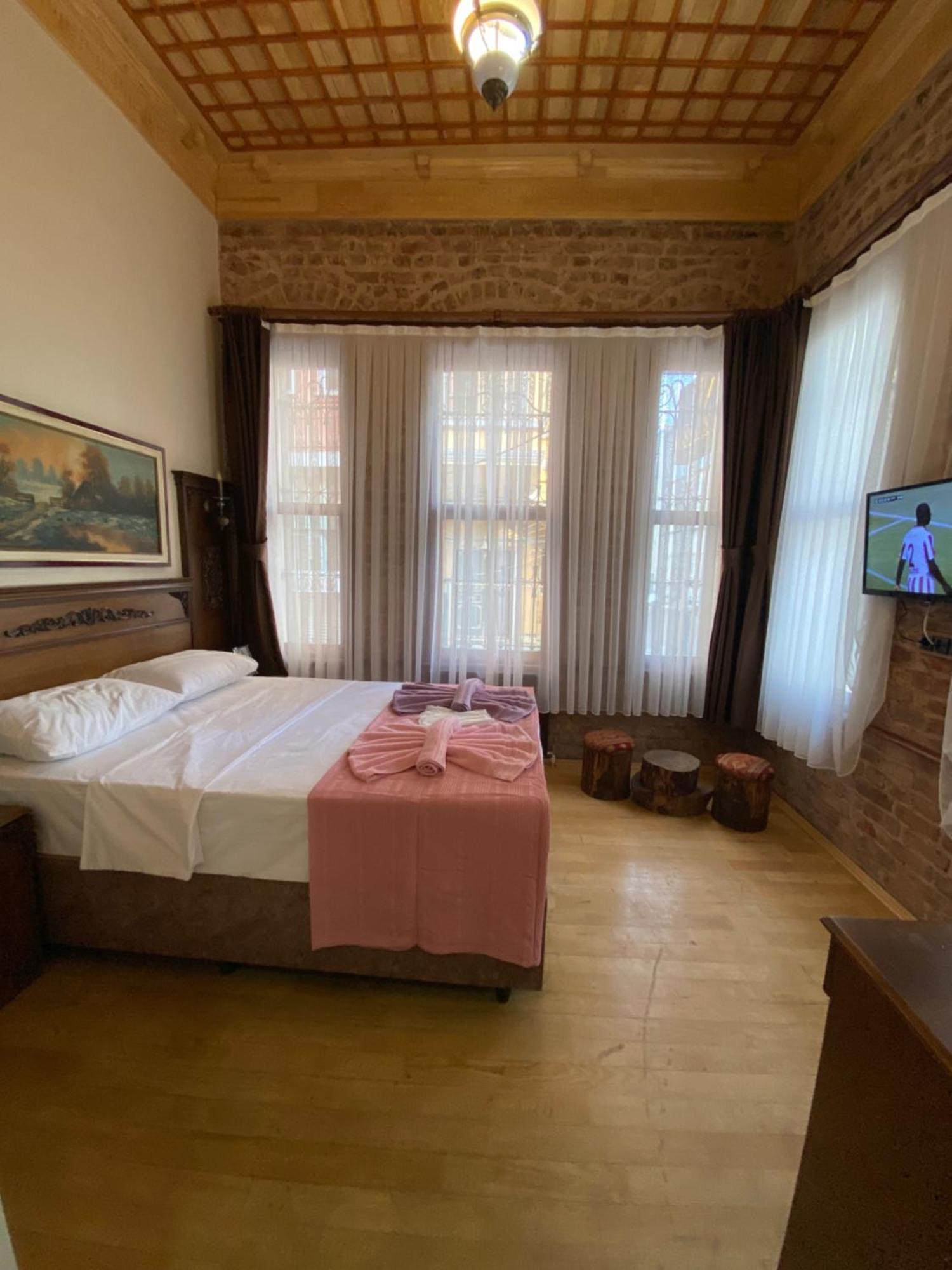 Antique Pearl Hotel Истанбул Екстериор снимка