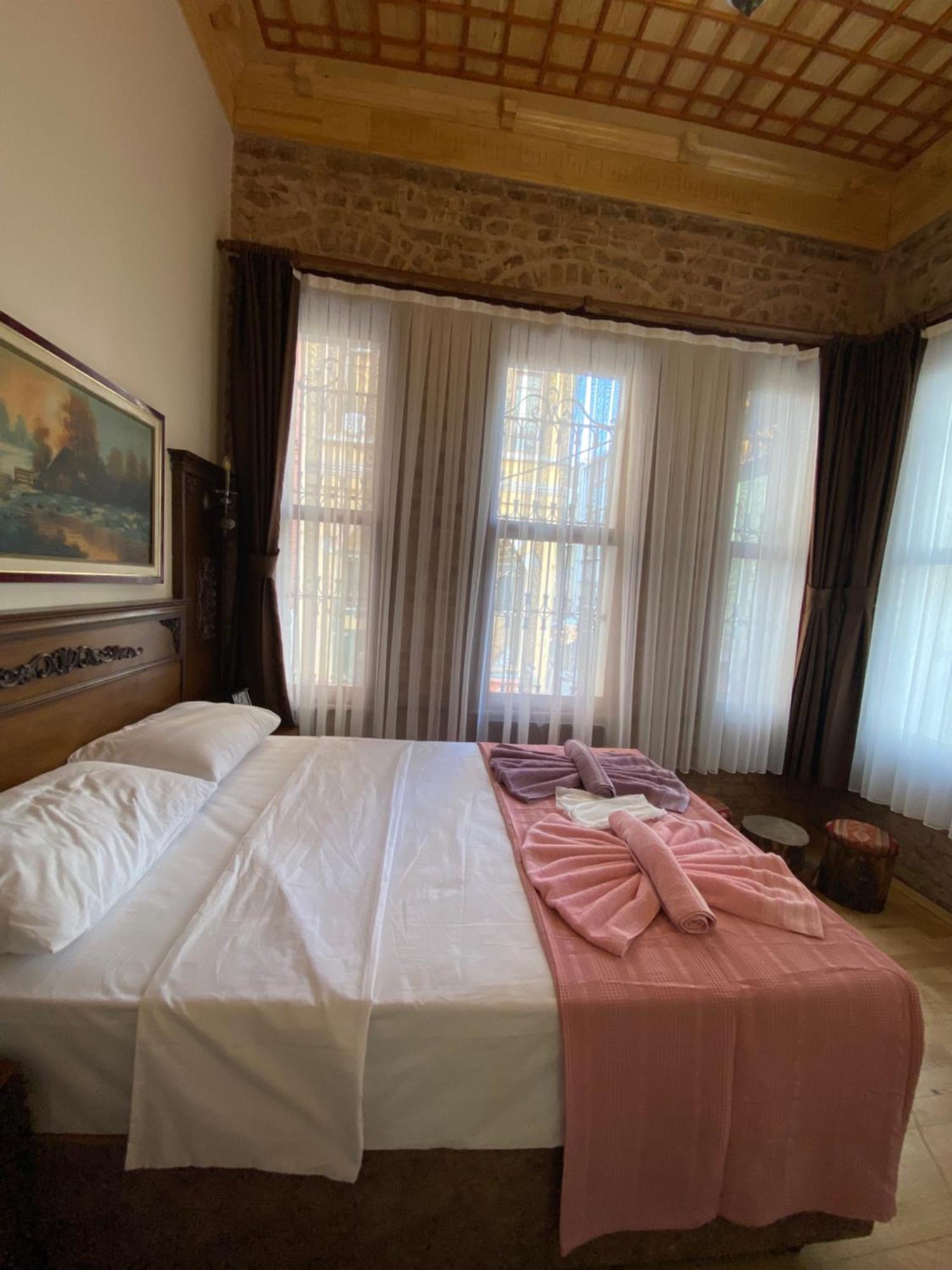 Antique Pearl Hotel Истанбул Екстериор снимка