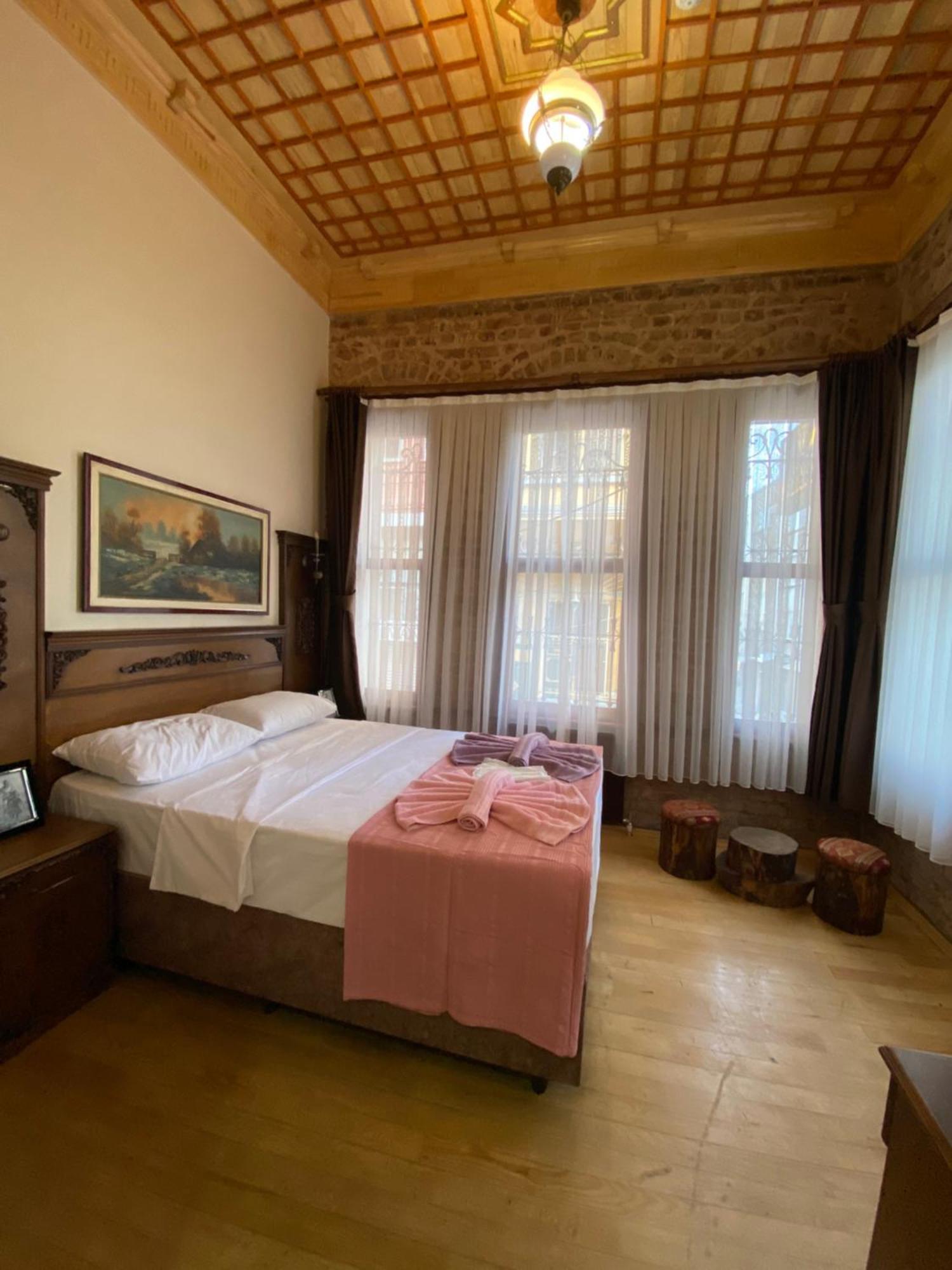 Antique Pearl Hotel Истанбул Екстериор снимка