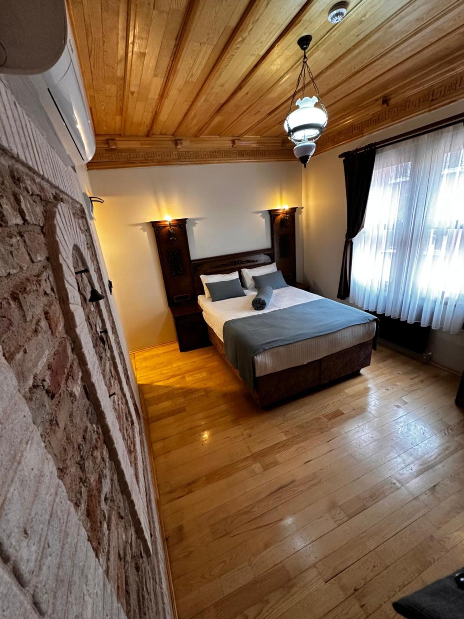 Antique Pearl Hotel Истанбул Екстериор снимка